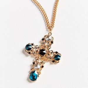 ZHUU Cross Pendant Necklace